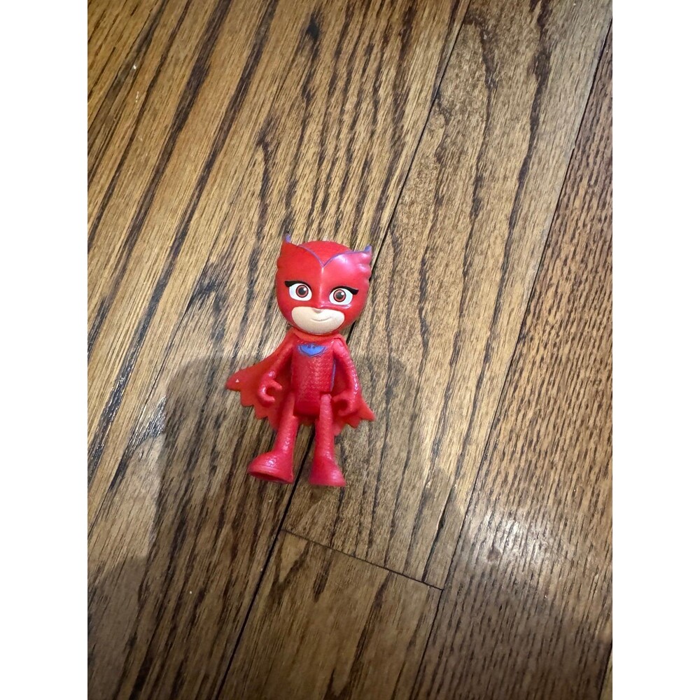 PJ Mask Owlet and Car.